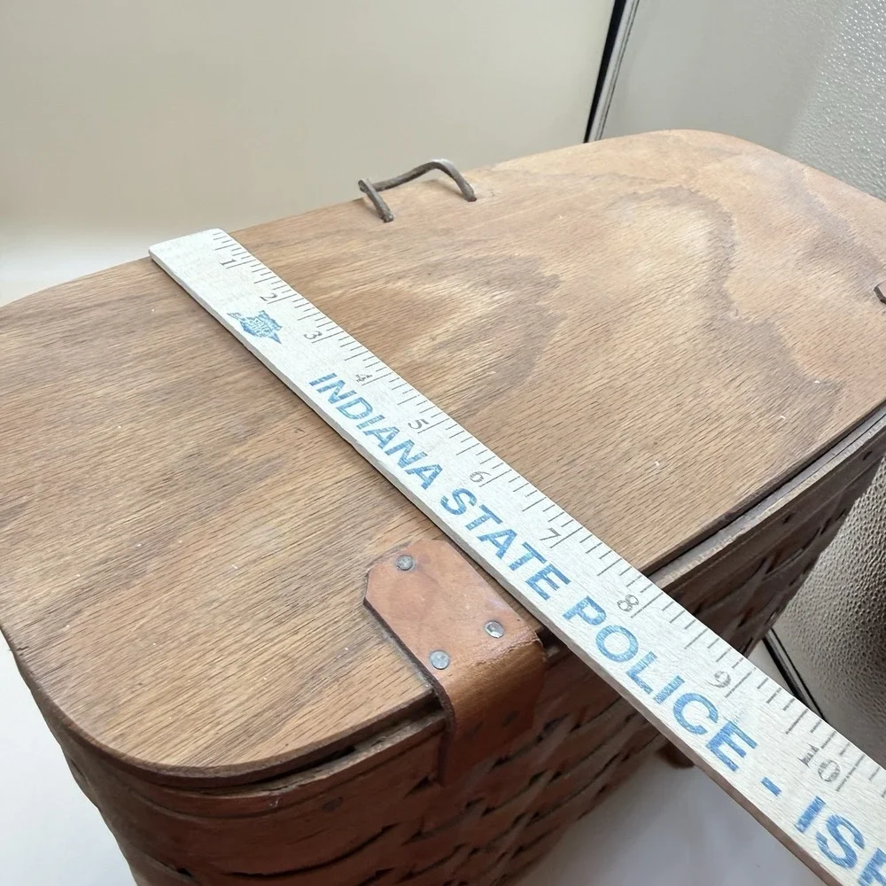 Vintage 1986 Longaberger Footed Basket W/Handle Signed Magazine Holder W/Lid